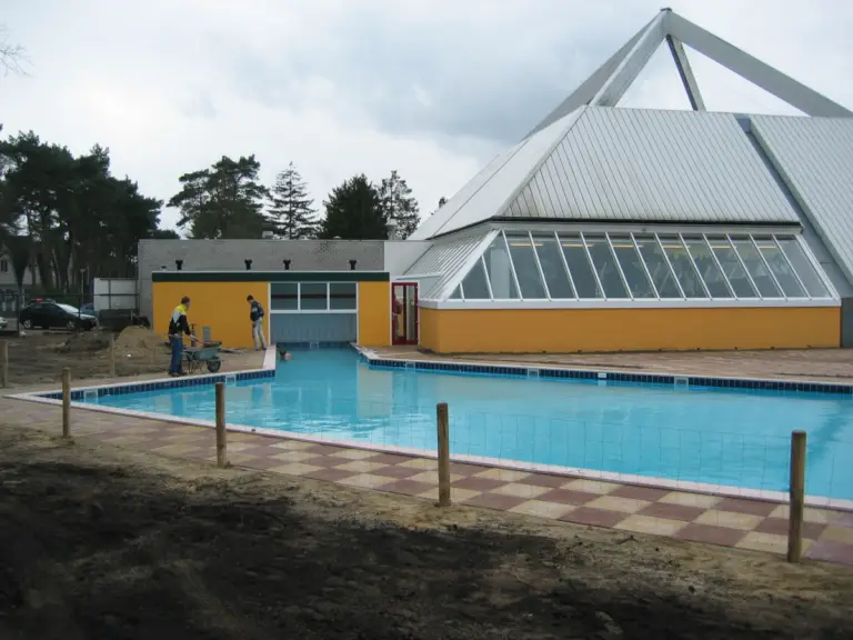 Buitenzwembad