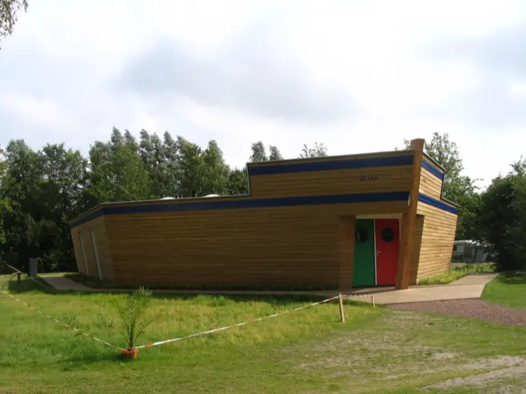 Sanitair gebouw