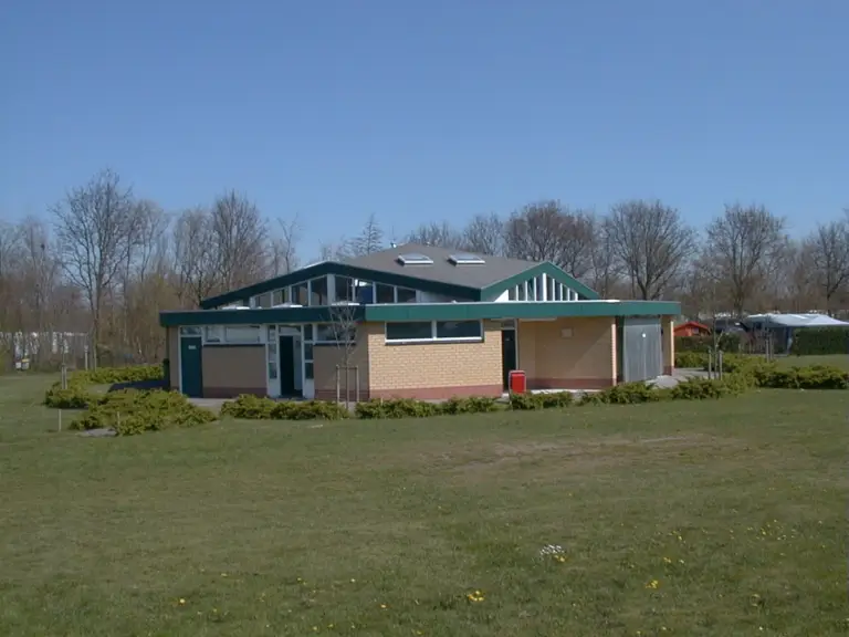 Sanitair gebouw