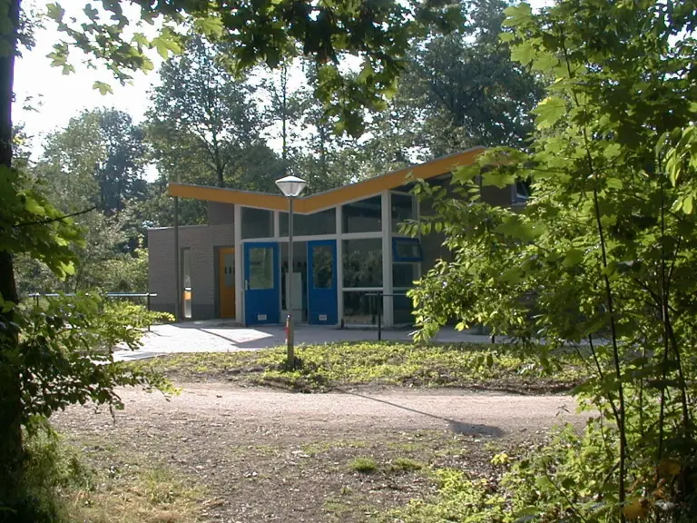 Sanitair gebouw